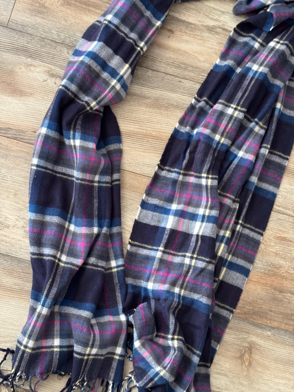 Gap Plaid Flannel Scarf NWT Navy and Pink